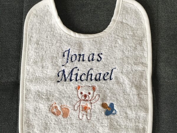 Lätzchen „Jonas Michael“