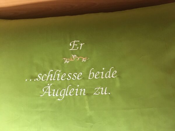 Polster „Schliesse beide Äuglein zu“