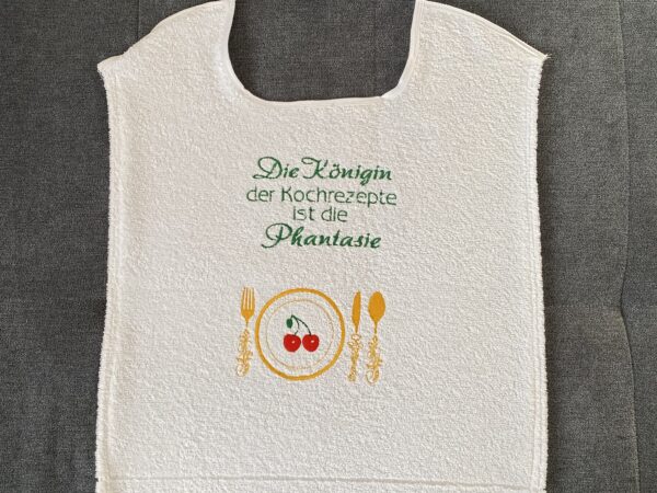 Kochschürzchen „Die Königin der Kochrezepte“