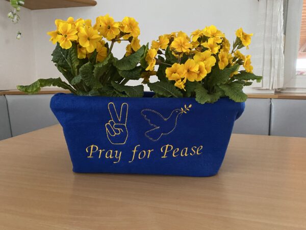 Deko „Pray for Peace“