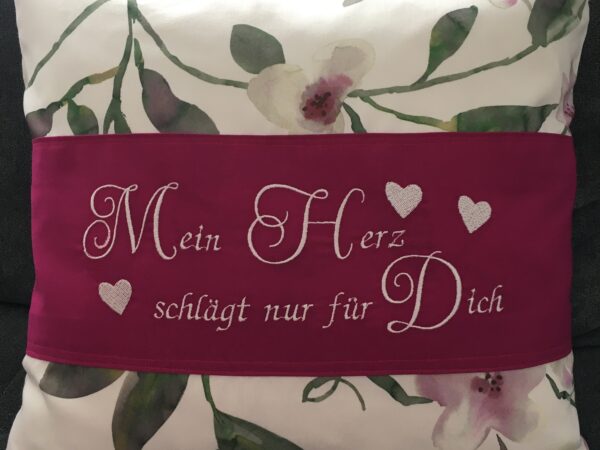 Polster „Mein Herz schlägt nur für Dich“