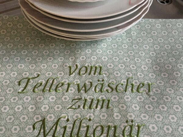 Geschirrtuch „Vom Tellerwäscher zum Millionär“