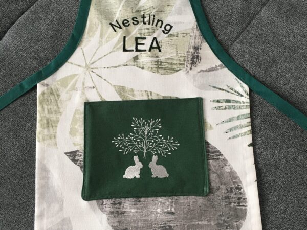 Schürze „Nestling Lea“
