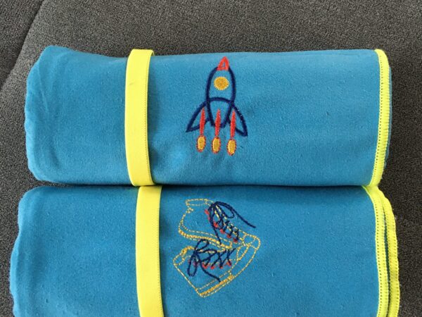 Kuscheldecke „Rakete“