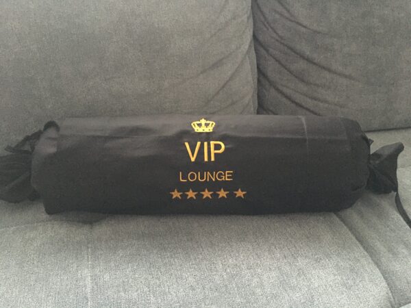 Nackenrolle „VIP Lounge“