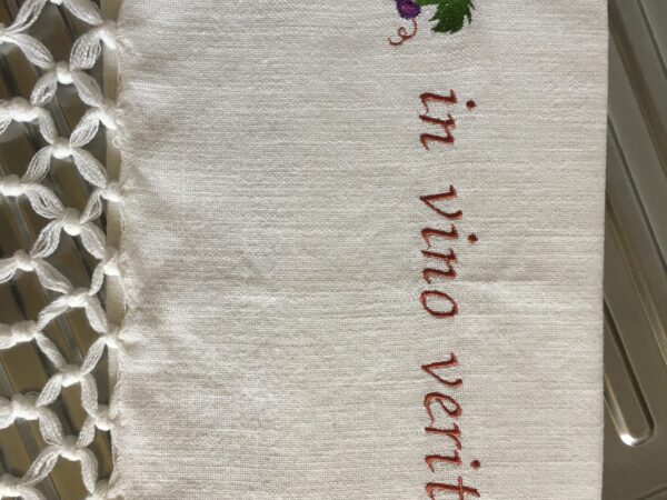 Handtuch „In vino veritas“
